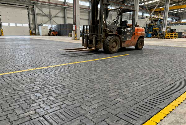 What Thickness of Pavers Is Best for Trucks?